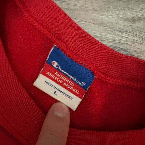 Champion Red Crewneck Sweater with Wittenberg University Logo - Picture 3 of 3